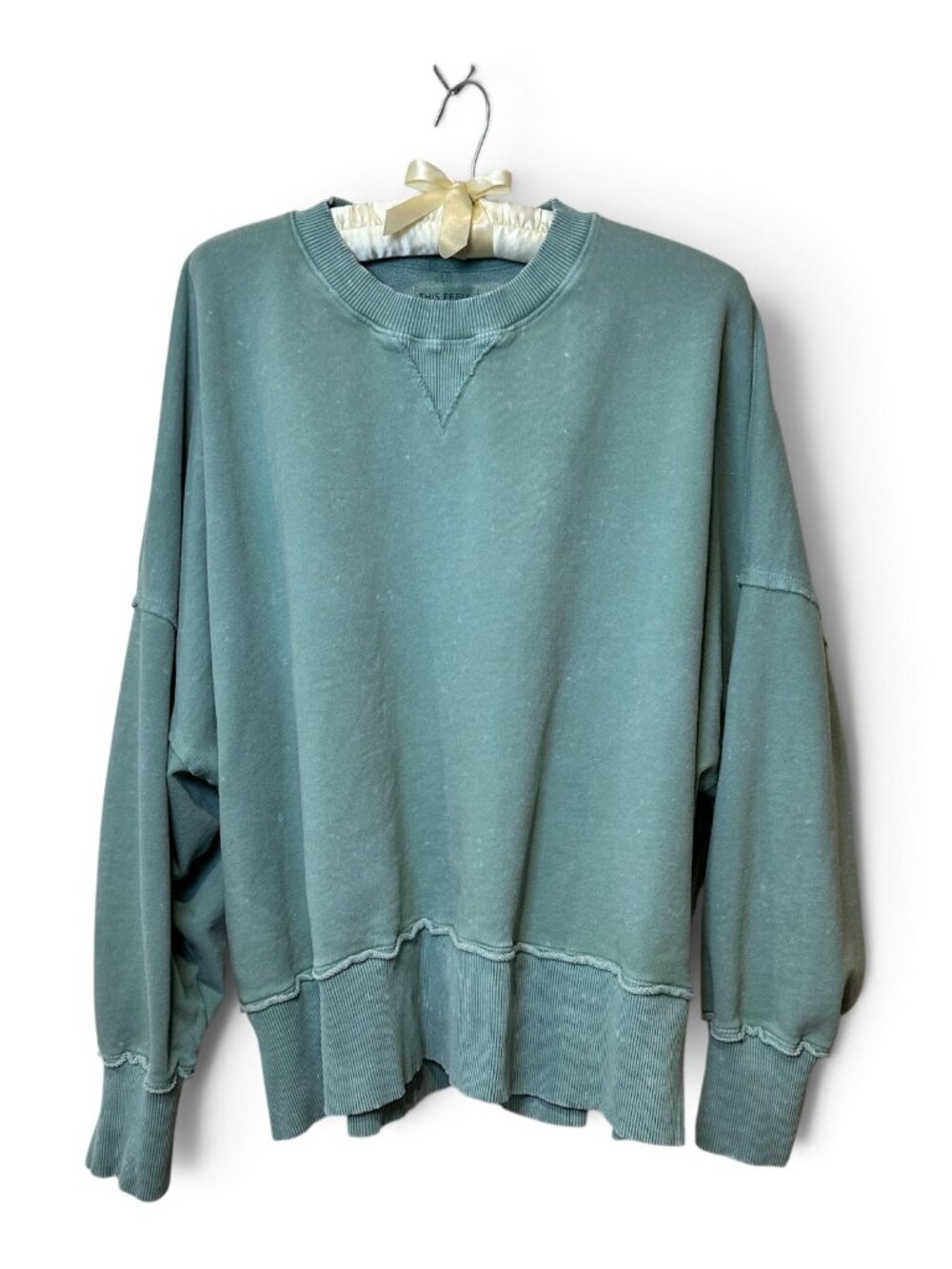 American Eagle Seriously Lived In Sweatshirt Sage Green Size L Oversized